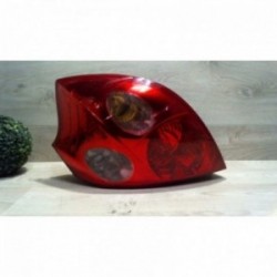 Feu arriere principal droit...