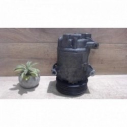 Compresseur clim RENAULT...