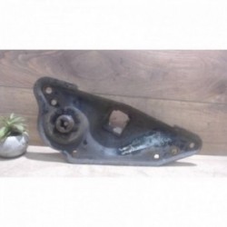 Support moteur gauche...