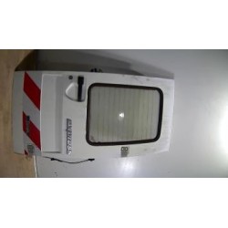 Porte de coffre droit...