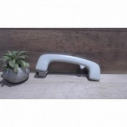 Poignee de maintien arriere...