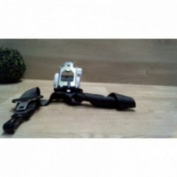 Ceinture arriere droit...