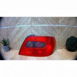 Feu arriere principal droit...