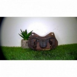 Etrier avant droit...