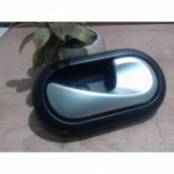 Poignee interieur avant...