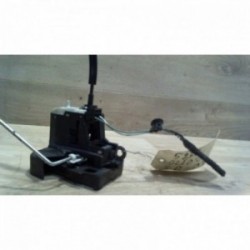 Serrure avant droit RENAULT...