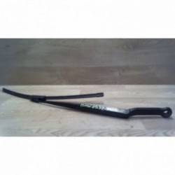 Bras essuie glace avant...