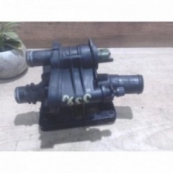 Boitier eau CITROEN C4...