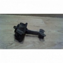 Tirant de porte avant droit...