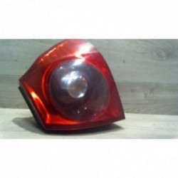 Feu arriere principal droit...