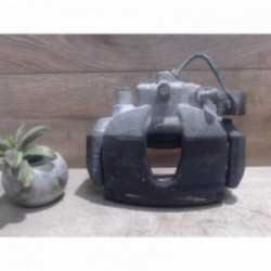 Etrier avant gauche...