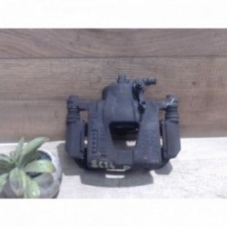 Etrier avant droit...