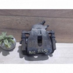 Etrier avant gauche...