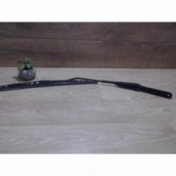 Bras essuie glace avant...