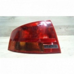 Feu arriere principal...