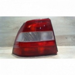 Feu arriere principal...