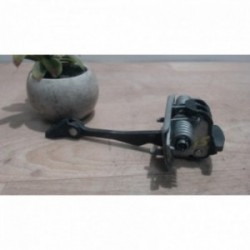 Tirant de porte avant droit...