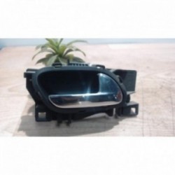 Poignee interieur arriere...