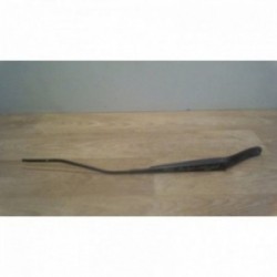 Bras essuie glace avant...