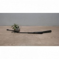 Bras essuie glace avant...