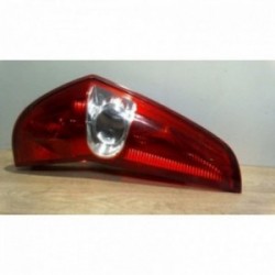 Feu arriere principal...