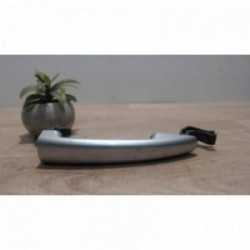 Poignee porte avant droit...