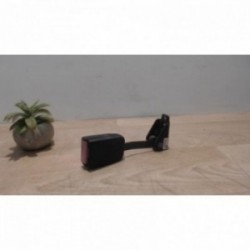 Attache ceinture arriere...