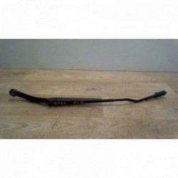 Bras essuie glace avant...