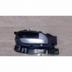 Poignee interieur arriere...