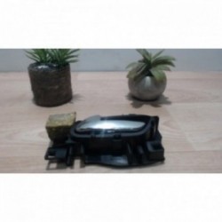 Poignee porte avant gauche...