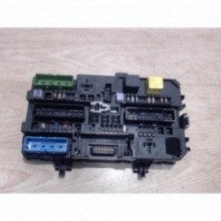 Porte fusible OPEL ASTRA H...