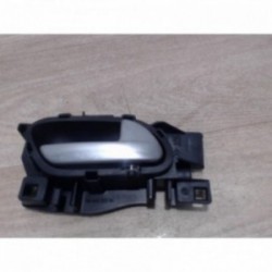 Poignee interieur avant...