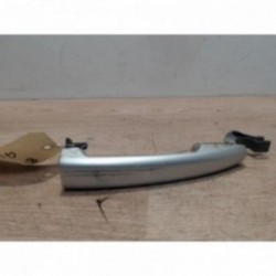 Poignee porte avant gauche...