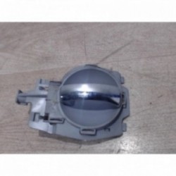 Poignee interieur avant...