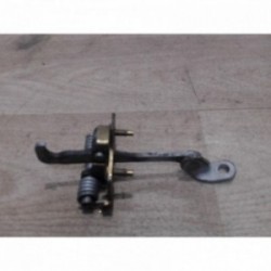 Tirant de porte avant droit...