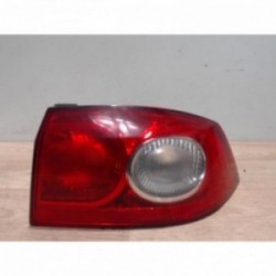 Feu arriere principal droit...