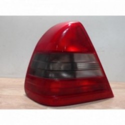 Feu arriere principal...