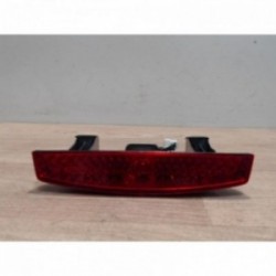 Feu arriere stop central...