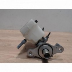 Maitre cylindre (freinage)...