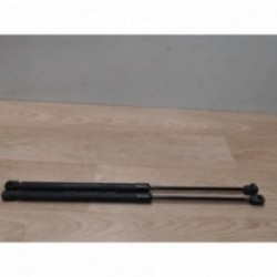 Verin de coffre NISSAN...