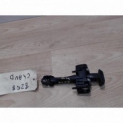 Tirant de porte avant droit...