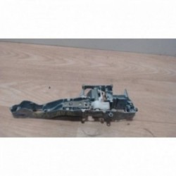 Support poignee porte avant...