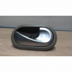 Poignee interieur avant...