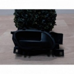 Poignee interieur arriere...