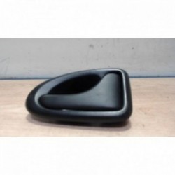 Poignee interieur avant...