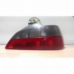 Feu arriere principal droit...