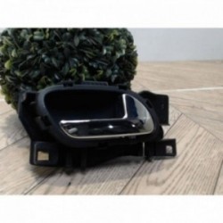 Poignee interieur avant...