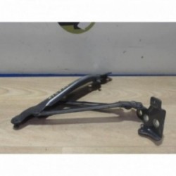 Charniere de capot...