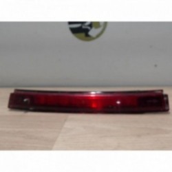 Feu arriere stop central...