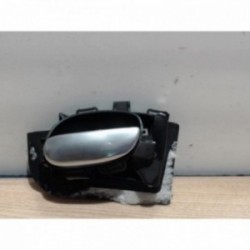 Poignee interieur avant...